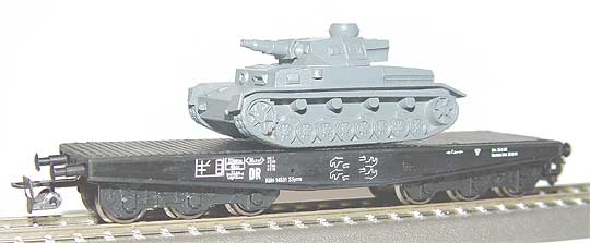 Heavy duty Flat car with tank "Panzer IV"<br /><a href='images/pictures/Peresvet/3623.jpg' target='_blank'>Full size image</a>